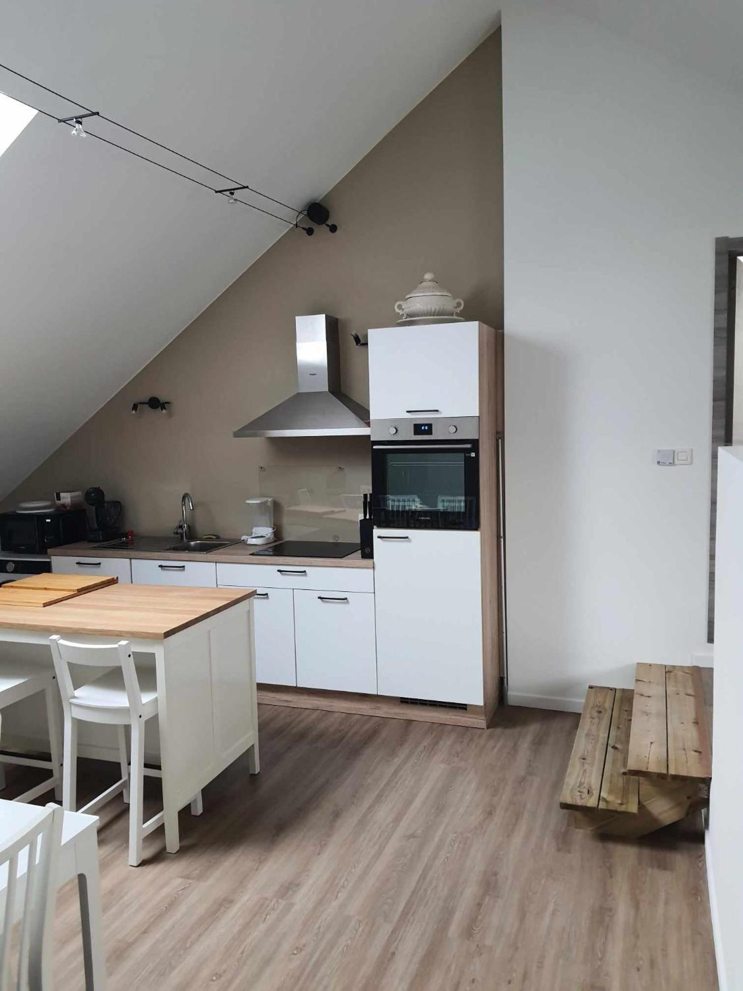 Gite Rural 3 Epis "Aux Pieds Des Ar'Den" - Chambre 1 Isolee Et Chambre 2 Dans Hall De Nuit - 34 Rue Du Chateau A 5564 Wanlin - 4 Adultes Et 2 Enfants Уйе Экстерьер фото
