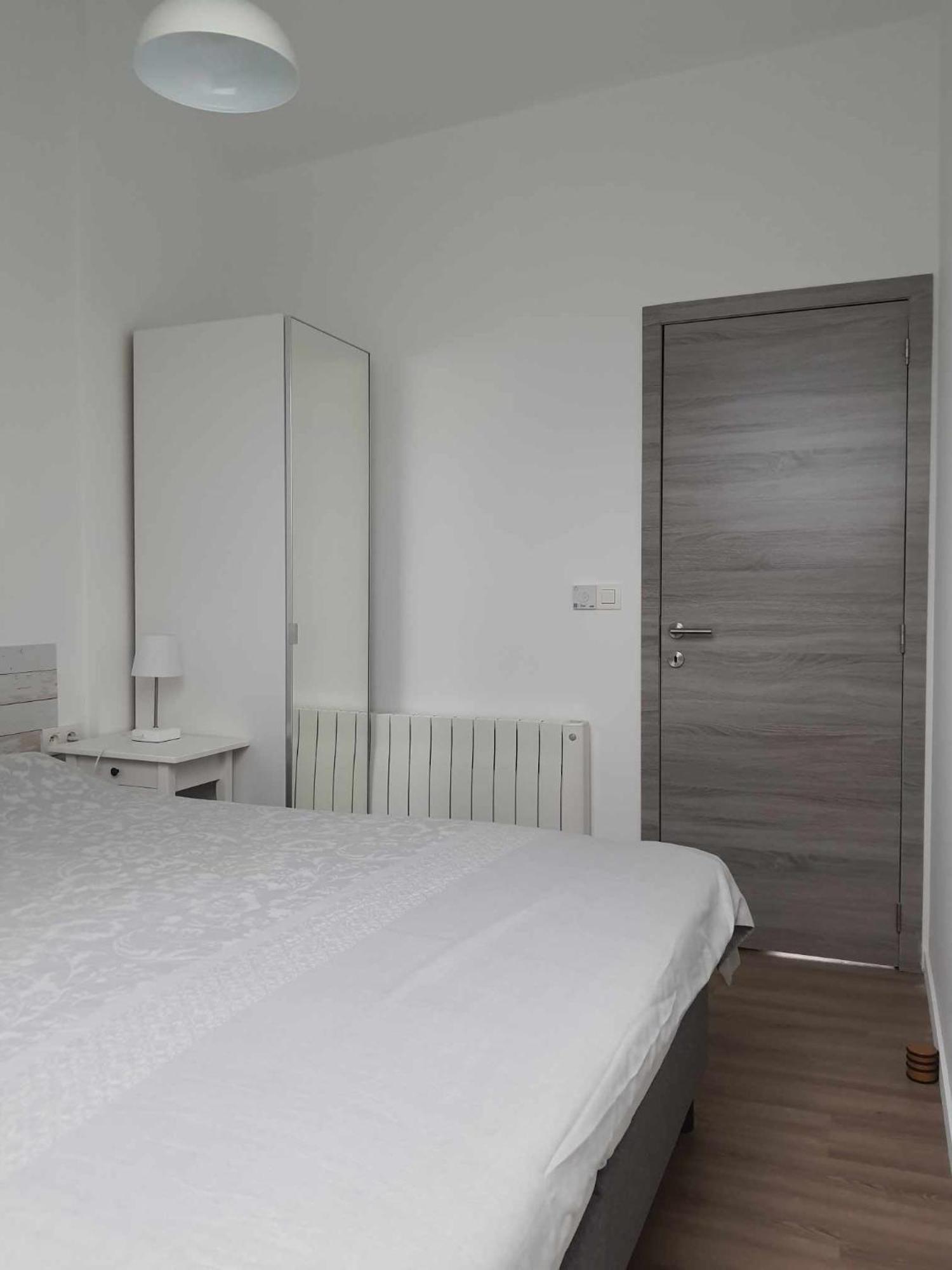 Gite Rural 3 Epis "Aux Pieds Des Ar'Den" - Chambre 1 Isolee Et Chambre 2 Dans Hall De Nuit - 34 Rue Du Chateau A 5564 Wanlin - 4 Adultes Et 2 Enfants Уйе Экстерьер фото